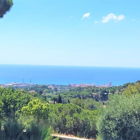 Villa Carolina Mataro Bagian luar foto