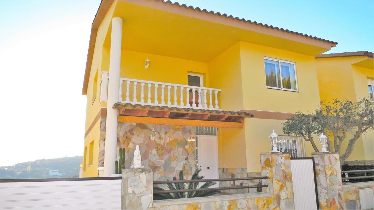 Villa Carolina Mataro Bagian luar foto