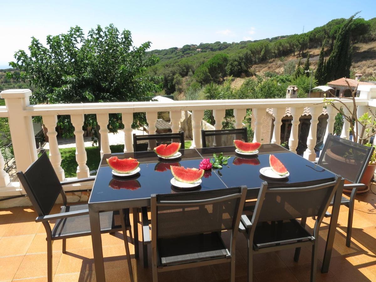 Villa Carolina Mataro Bagian luar foto